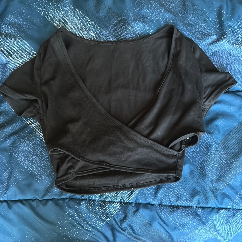 Small black crop top